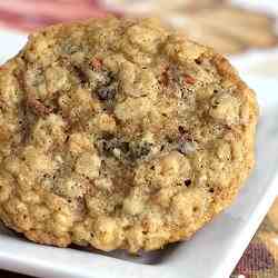 Oatmeal Cinnamon Chip Cookies