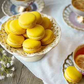 Lemon Macarons