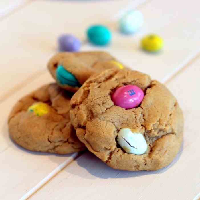 Soft Peanut Butter M&M Cookies