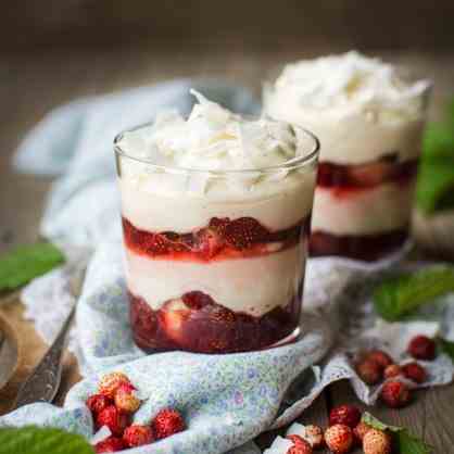 Strawberry tiramisu