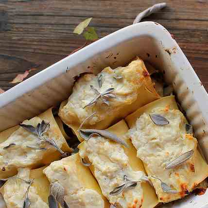 Rolled lasagna with artichoke & ricotta