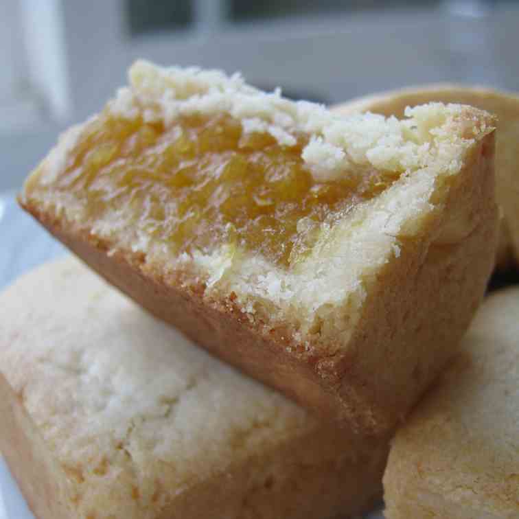 Taiwanese Pineapple Cake