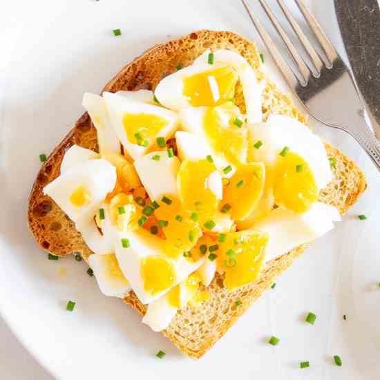 Smashed Eggs on Toast