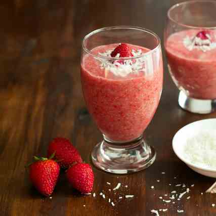 Strawberry Coconut Chia Pudding