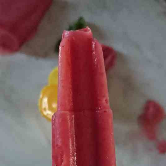 Strawberry Frozen Yogurt Popsicles - Dairy