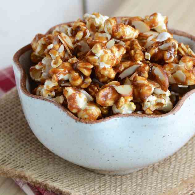 Gingerbread Popcorn