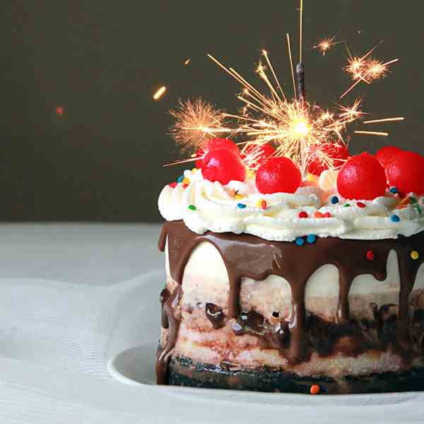 Banana split ice cream cake