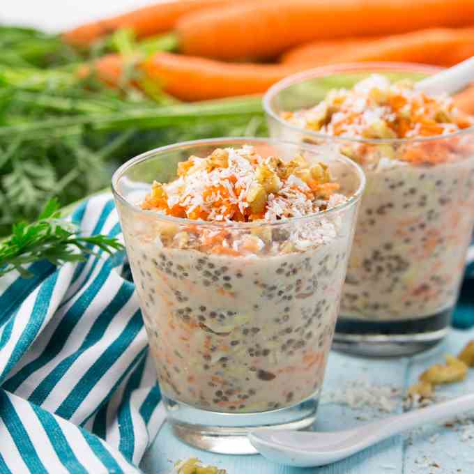 Vegan Carrot Cake Overnight Oats