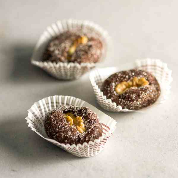 Apricot Raisin Walnut Cookie Boats