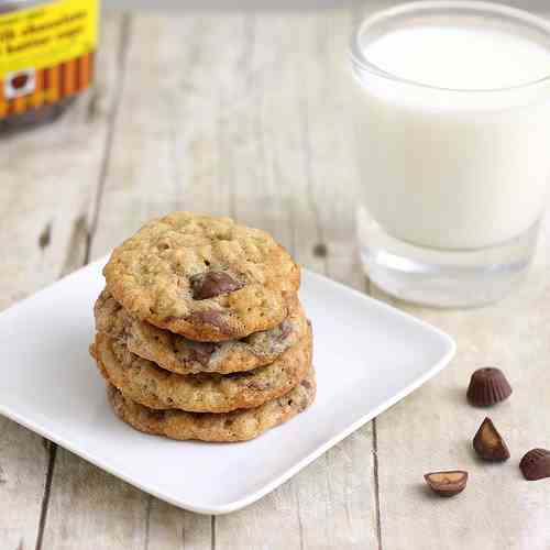 Oatmeal Peanut Butter Cup Cookies