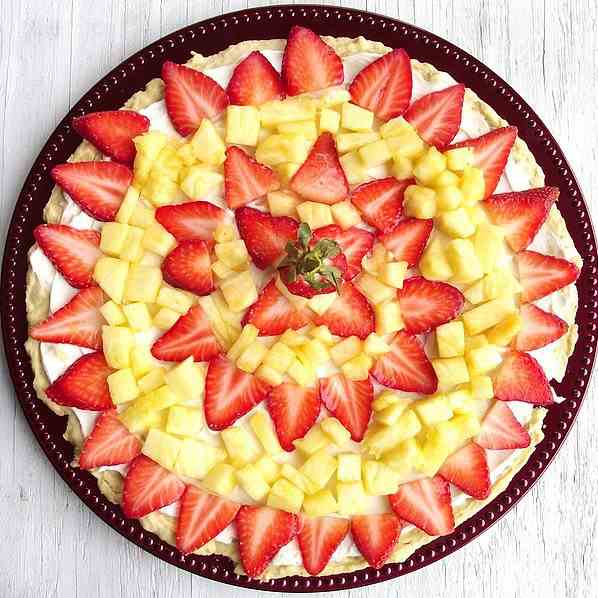 Lite Fruit Pizza