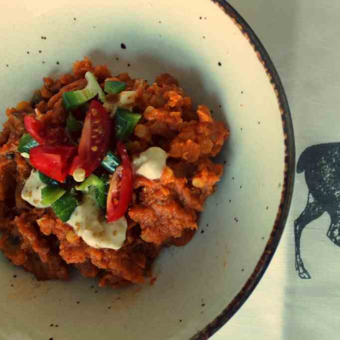 Spicy and earthy red lentil stew