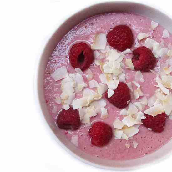 Raspberry Apple Smoothie Bowl