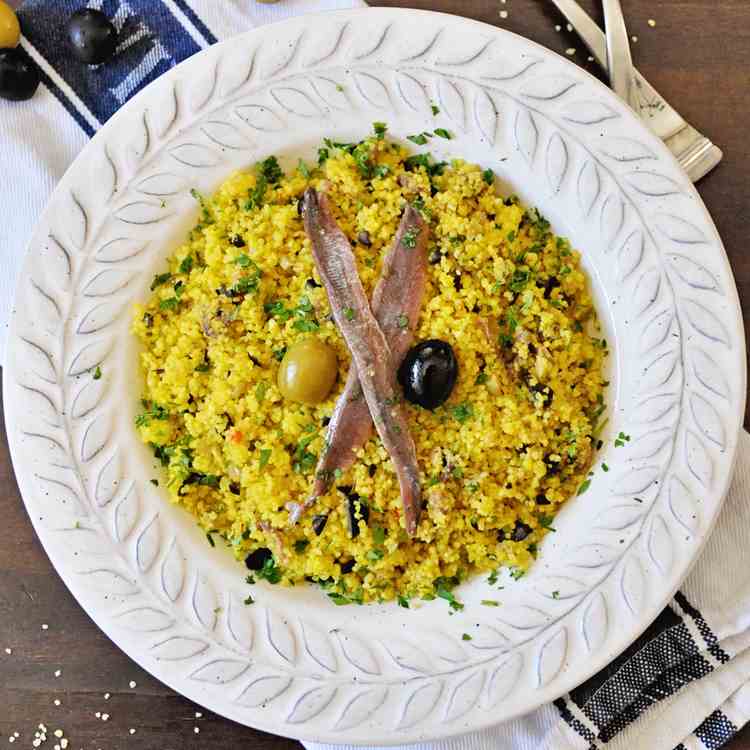 Saffron Couscous with Spanish Olives 