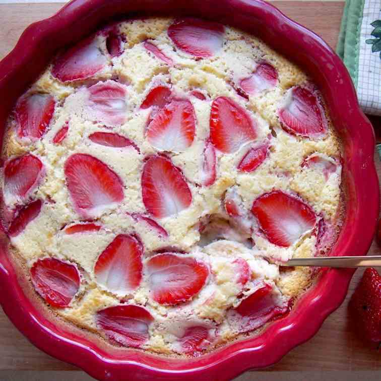 Skinny strawberry clafoutis