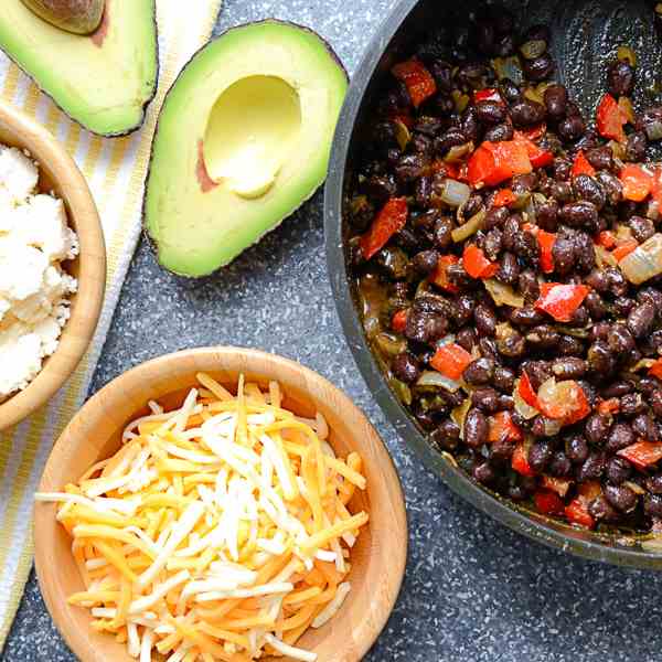 smoky black bean tacos