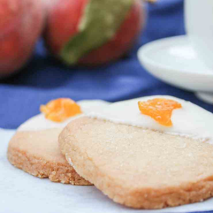 Dipped Shortbread Cookies