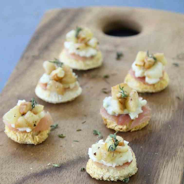 Pears, Prosciutto and Gorgonzola Canapes