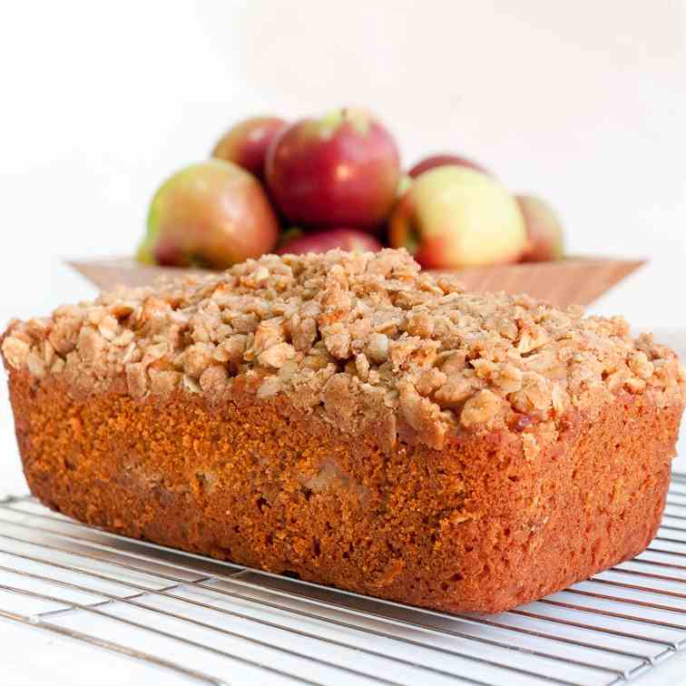 Apple Crumble Loaf