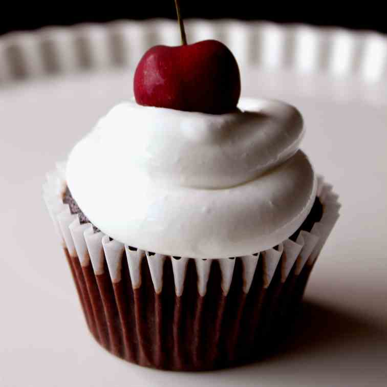 Chocolate Cupcake w/ Marshmallow Frosting