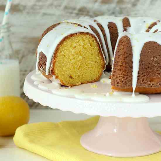 Easy Lemon Bundt Cake