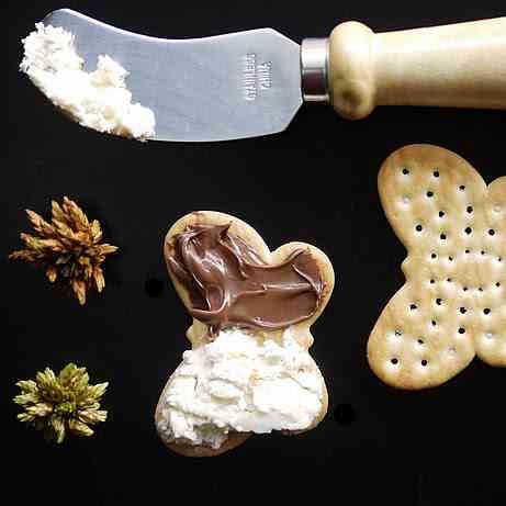 Nutella Inspired Nutty Cracker Bites