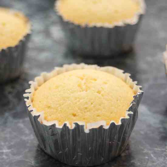 White Chocolate Cupcakes