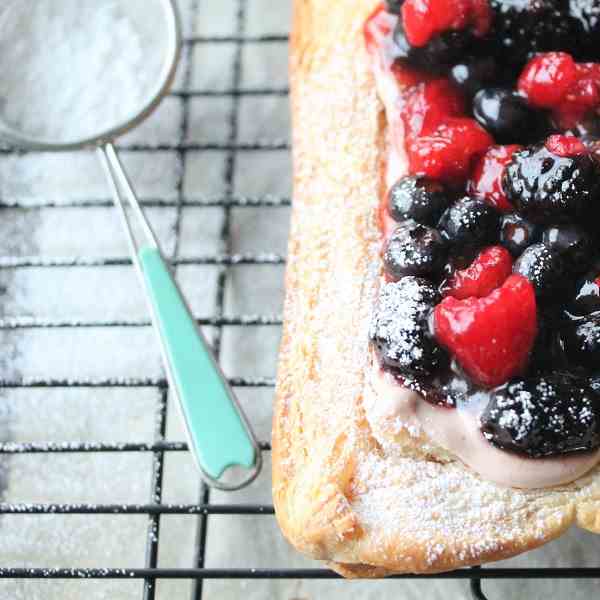 Simple Fresh Berry Tart