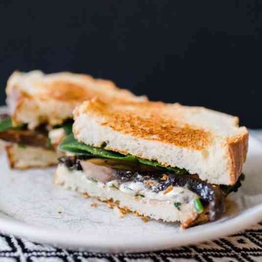 Balsamic Mushroom Sandwich