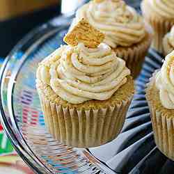 Cinnamon Toast Crunch Cupcakes