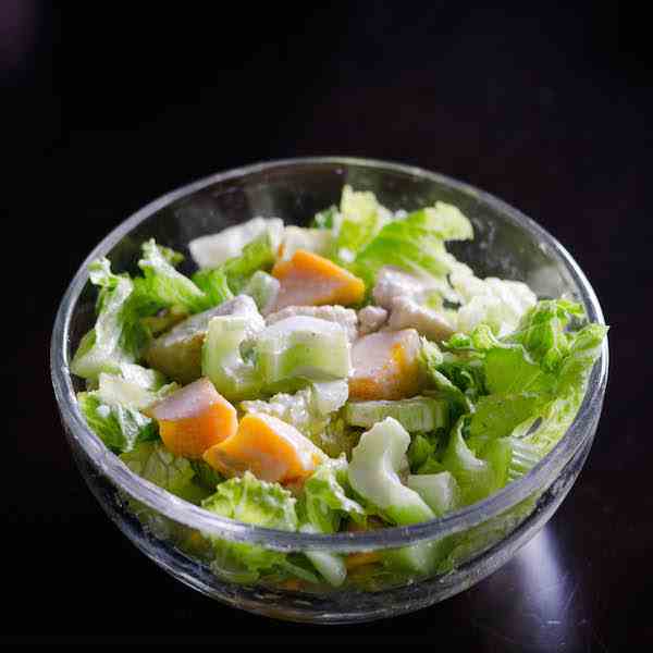 Easy Mango and Chicken Salad with Coconut