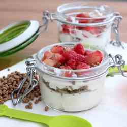 Cheesecake Crunch in a Jar