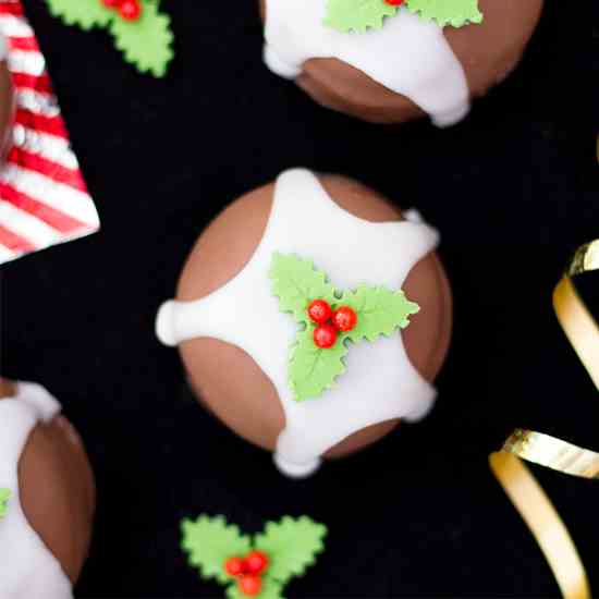 Christmas Pud Teacakes