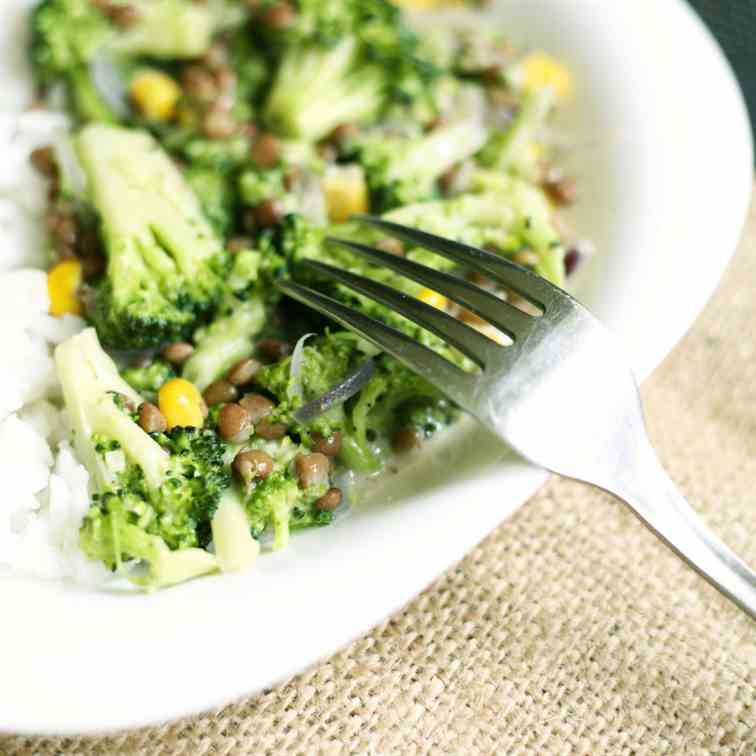 Creamy Broccoli Lentil Stir-fry