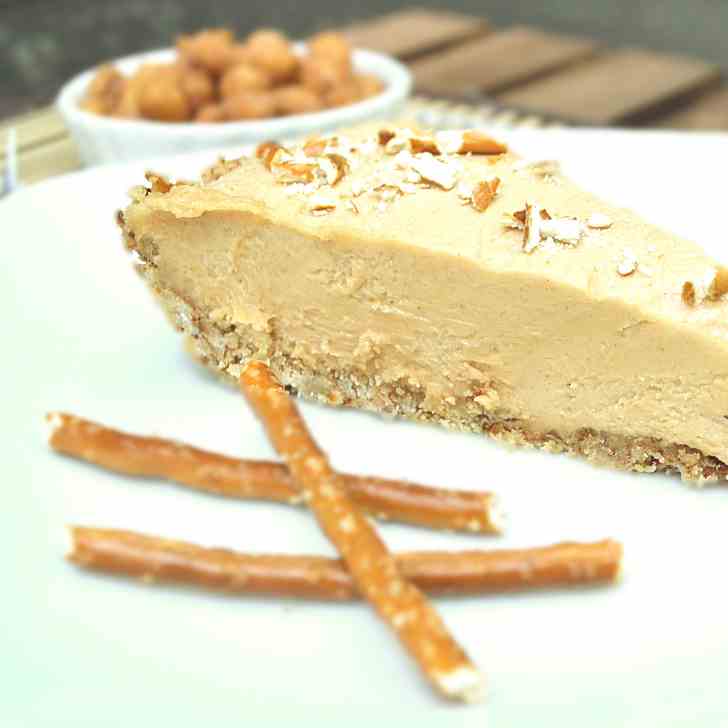 Peanut Butter Pretzel Pie