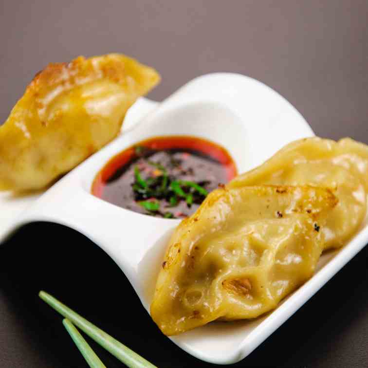 Gyoza (Pot Stickers) 