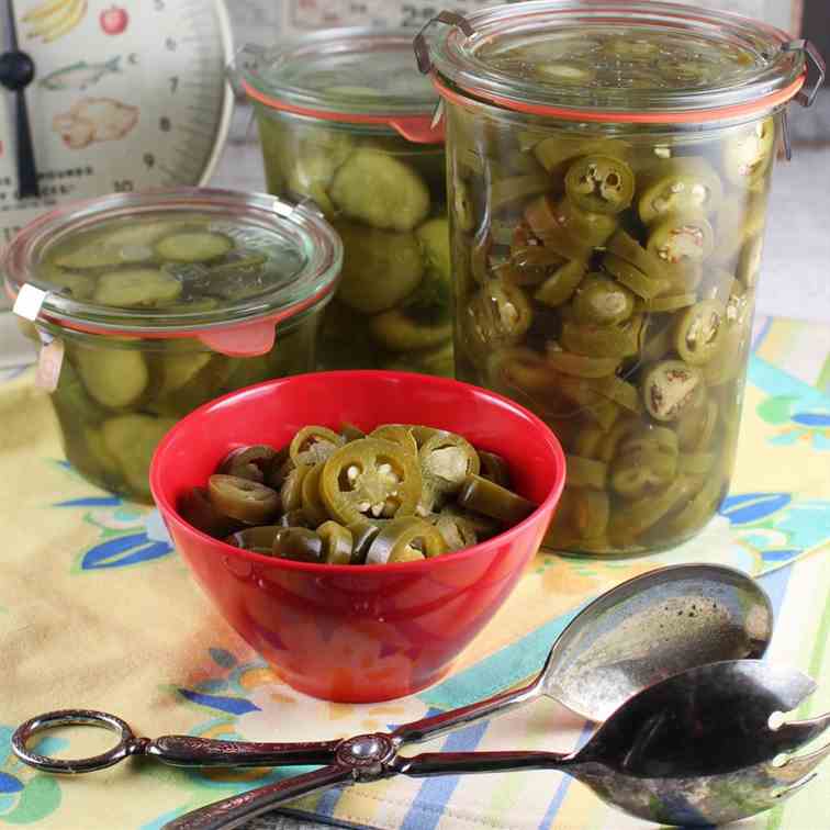 Quick Refrigerator Jalapeno Slices