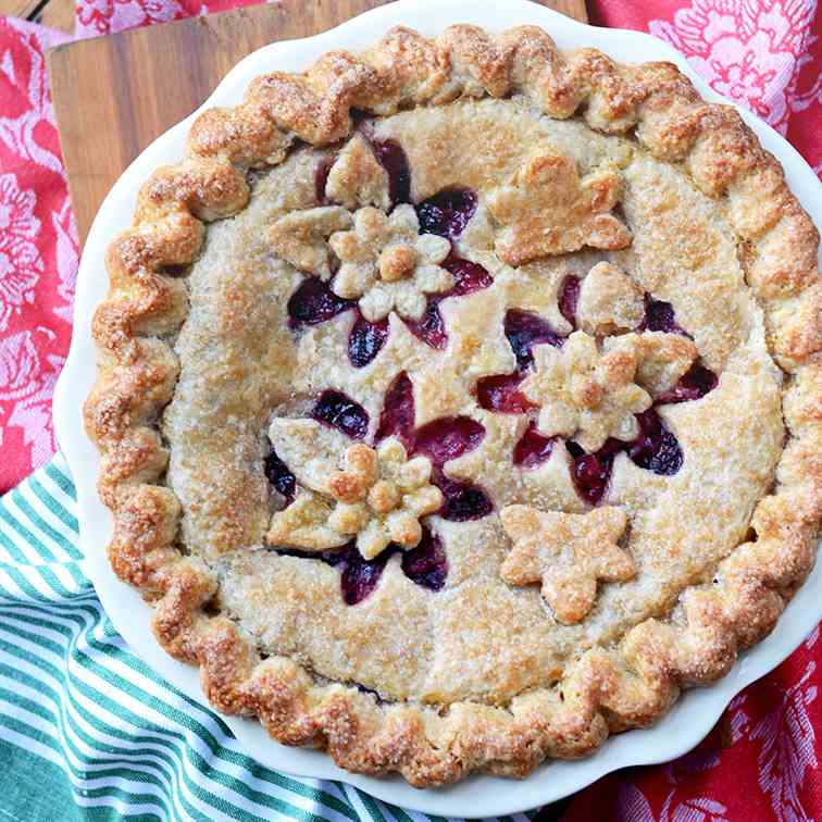 Magnificent Mixed Berry Pie
