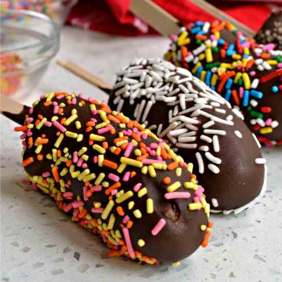 Chocolate Dipped Frozen Bananas