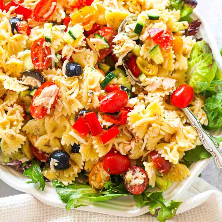 Italian Tuna Pasta Salad 