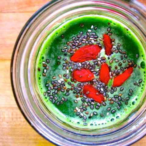 Glowing Green Detox Juice