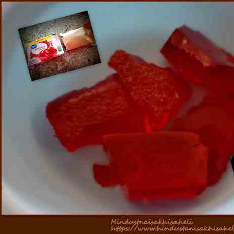 Raspberry Gelatin Dessert