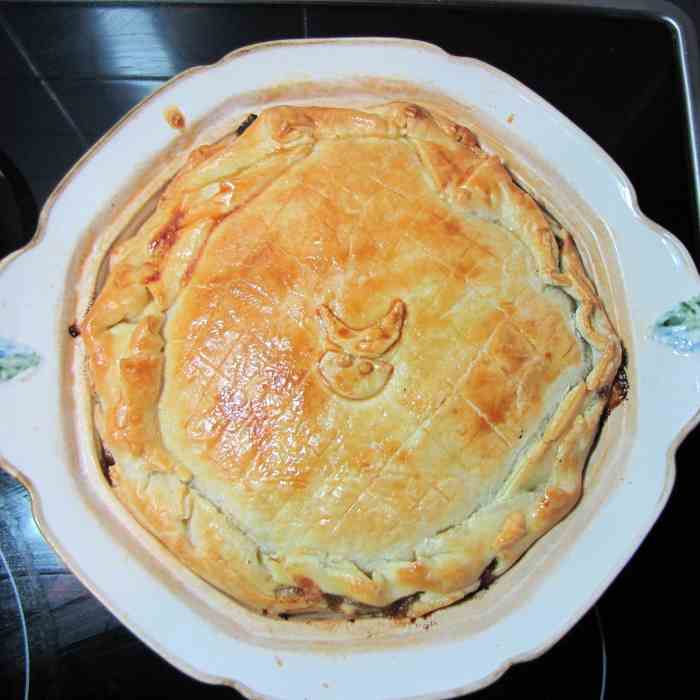 Steak and Guinness Pie