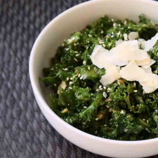Easy kale salad