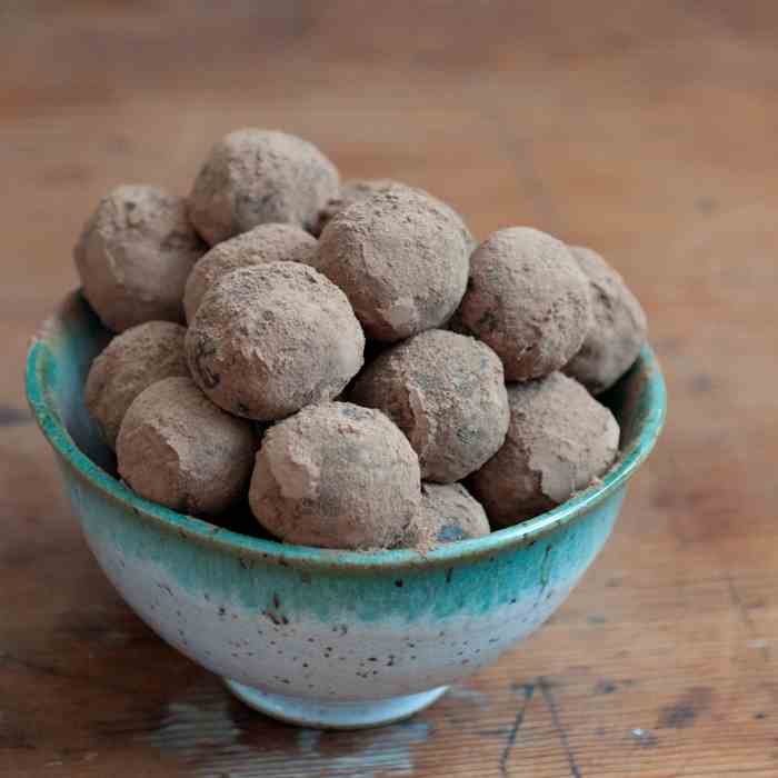 Bourbon and Dark Chocolate Truffles