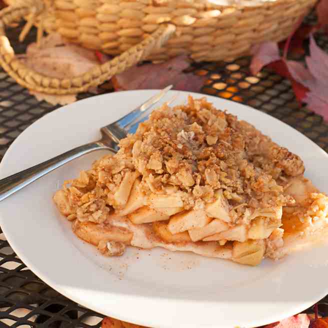 Apple Crisp Pie