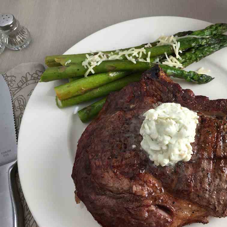 Steak with Gorgonzola Butter