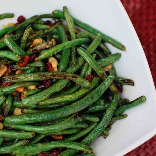 Roasted Green Beans with Cranberry