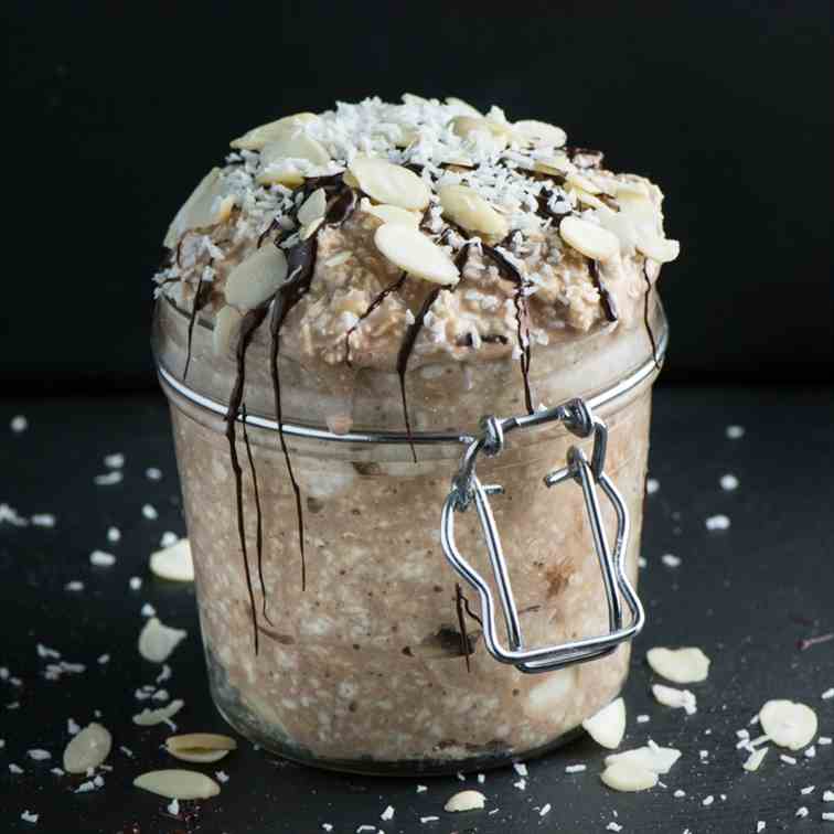 Coconut Chocolate Overnight Oats