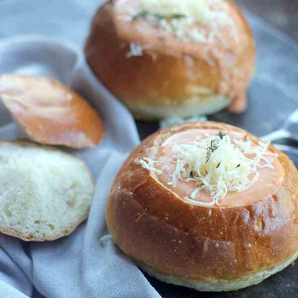 Creamy Tomato and Herb Soup